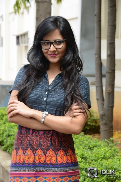 Anasuya-at-Kshanam-Movie-Thanks-Meet